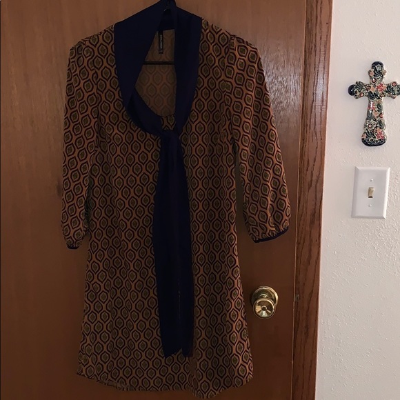 Made in USA peppermint dress with attached scarf - Picture 1 of 2